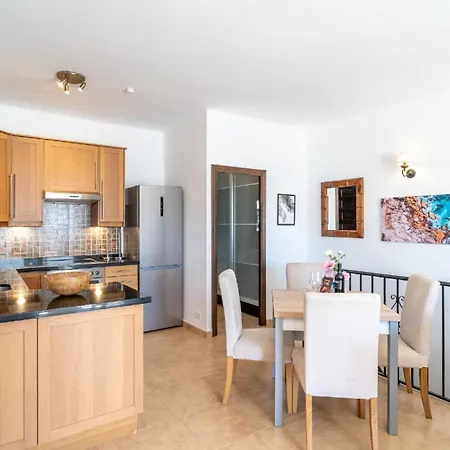 Apartment Fuer 4 Personen Ca 80 Qm In Nerja, Andalusien Costa Del Sol *